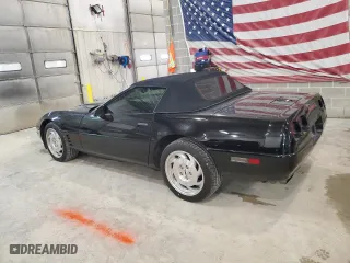 1994 Chevrolet Corvette with VIN 1G1YY32P8R5103280, listed as a Copart auction lot 83605404 with 116,481 mi miles and Clean Title. Bid and sale history available at carsss.com. Image 2.