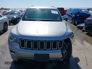 2018 Jeep Grand Cherokee Limited z VIN 1C4RJEBG5JC514356, wystawiony jako IAAI lot #41987271 z przebiegiem 110 521 mil mil oraz . Historia ofert i sprzedaży dostępna na DreamBid. Obrazek 13.