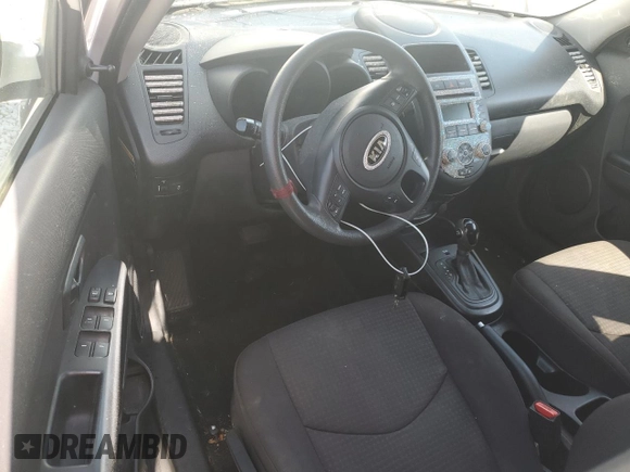 2013 Kia Soul with VIN KNDJT2A58D7503290, listed as a Copart auction lot 52391595 with 124,457 mi miles and Salvage Title. Bid and sale history available at carsss.com. Image 8.