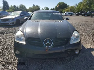 2007 Mercedes-Benz SLK-Class 5.5L AMG with VIN WDBWK73F67F150682, listed as a Copart auction lot 69413164 with 109,198 mi miles and Salvage Title. Bid and sale history available at carsss.com. Image 5.