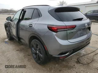 2022 Buick Envision Preferred with VIN LRBAZLR43ND109035, listed as a Copart auction lot 49544275 with 26,717 mi miles and Salvage Title. Bid and sale history available at carsss.com. Image 2.
