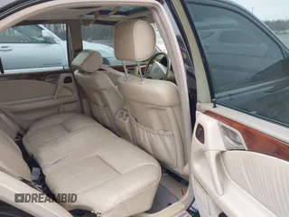 1997 Mercedes-Benz E-Class with VIN WDBJF72F9VA589689, listed as a IAAI auction lot 41929830 with 172,334 mi miles. Bid and sale history available at carsss.com. Image 8.