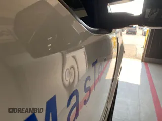 2019 Ford F-350 Platinum с VIN 1FT7W3BTXKED68083, выставлен на аукционе IAAI как лот 42602897 с пробегом 201 348 миль миль и . История ставок и продаж доступна на DreamBid. Изображение 33.