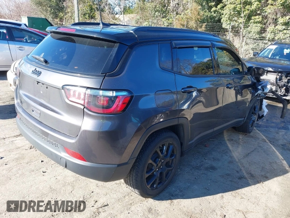 2022 Jeep Compass Latitude with VIN 3C4NJCBBXNT188054, listed as a IAAI auction lot 41188781 with 75,190 mi miles and . Bid and sale history available at carsss.com. Image 4.