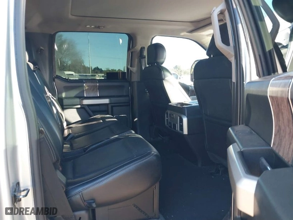 2019 Ford Super Duty F-250 SRW XL with VIN 1FT7W2BT6KED82699, listed as a IAAI auction lot 40853142 with 145,754 mi miles. Bid and sale history available at carsss.com. Image 8.
