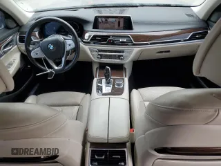 2020 BMW 7 Series 740i with VIN WBA7T2C04LCD14332, listed as a Copart auction lot 48348235 with 68,401 mi miles and Salvage title. Bid and sale history available at DreamBid. Image 8.