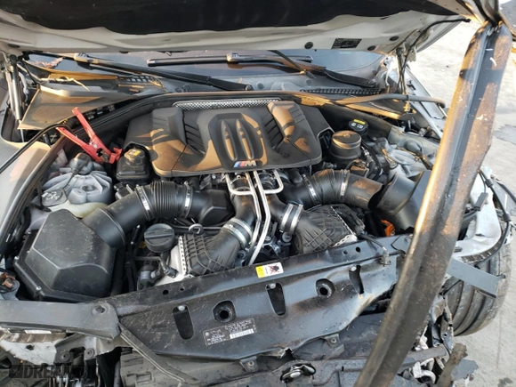 2015 BMW M5 with VIN WBSFV9C5XFD595067, listed as a Copart auction lot 80183913 with 0 mi miles. Bid and sale history available at carsss.com. Image 11.