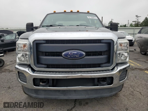 2016 Ford F-250 Lariat with VIN 1FT7W2B62GEC37984, listed as a Copart auction lot 61160875 with 117,284 mi miles and Salvage title. Bid and sale history available at DreamBid. Image 5.