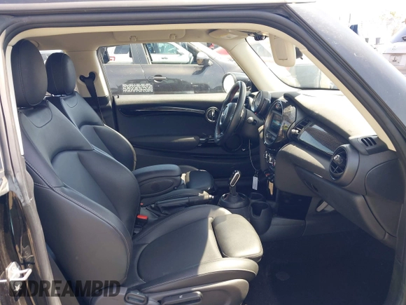 2020 MINI Hardtop Cooper S with VIN WMWXR5C07L2M39862, listed as a IAAI auction lot 42437482 with 39,336 mi miles and . Bid and sale history available at DreamBid. Image 5.