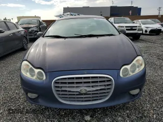 2004 Chrysler Concorde LXi z VIN 2C3HD36M54H664898, wystawiony jako Copart lot #72354104 z przebiegiem 132 686 mil mil oraz Tytuł czysty. Historia ofert i sprzedaży dostępna na DreamBid. Obrazek 5.