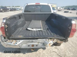 2005 Toyota Tacoma with VIN 5TEMU52N35Z040382, listed as a Copart auction lot 59977195 with 325,475 mi miles and Salvage title. Bid and sale history available at DreamBid. Image 6.