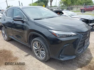 2022 Lexus NX 350 Luxury z VIN JTJHGCEZ3N5000282, wystawiony jako IAAI lot #42171083 z przebiegiem 52 167 mil mil oraz . Historia ofert i sprzedaży dostępna na DreamBid. Obrazek 1.