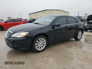 2013 Chrysler 200 Touring with VIN 1C3CCBBB4DN541984, listed as a Copart auction lot 44796925 with 54,346 mi miles and Clean Title. Bid and sale history available at DreamBid. Image 1.