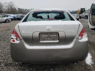 2005 Nissan Maxima 3.5 SL with VIN 1N4BA41E05C839052, listed as a Copart auction lot 89384055 with 234,691 mi miles and Salvage Title. Bid and sale history available at carsss.com. Image 6.