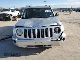 2008 Jeep Patriot Sport with VIN 1J8FT28W38D737454, listed as a Copart auction lot 46647735 with 146,710 mi miles and Salvage Title. Bid and sale history available at carsss.com. Image 5.
