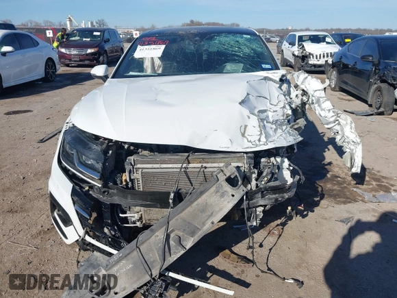 2020 Volkswagen Arteon SEL Premium R-Line с VIN WVWTR7AN3LE013290, выставлен на аукционе IAAI как лот 41351869 с пробегом Не указан миль и . История ставок и продаж доступна на DreamBid. Изображение 12.