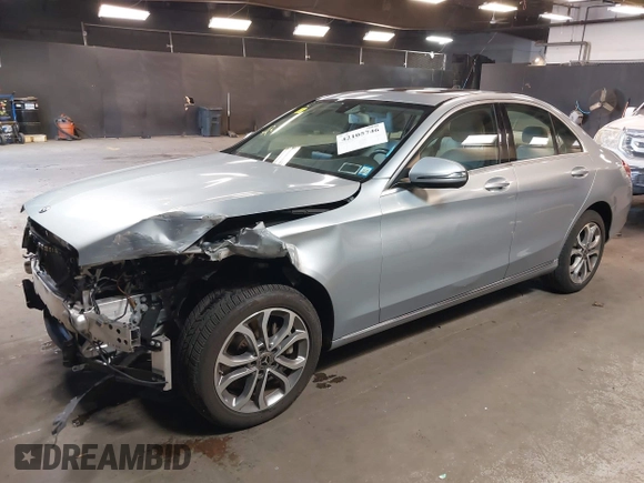 2018 Mercedes-Benz C 300 с VIN 55SWF4KB1JU249956, выставлен на аукционе IAAI как лот 42105746 с пробегом 45 739 миль миль и . История ставок и продаж доступна на DreamBid. Изображение 17.