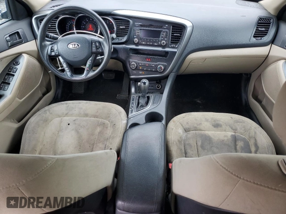 2011 Kia Optima LX z VIN KNAGM4A72B5116910, wystawiony jako Copart lot #55839845 z przebiegiem 187 943 mil mil oraz Szkoda całkowita • Salvage title. Historia ofert i sprzedaży dostępna na DreamBid. Obrazek 8.