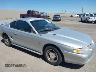 1998 Ford Mustang z VIN 1FAFP4044WF266004, wystawiony jako IAAI lot #42234456 z przebiegiem 149 595 mil mil oraz . Historia ofert i sprzedaży dostępna na DreamBid. Obrazek 1.