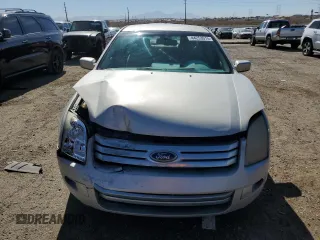 2008 Ford Fusion SEL with VIN 3FAHP08188R208284, listed as a Copart auction lot 44253015 with 121,010 mi miles and Salvage Title. Bid and sale history available at carsss.com. Image 5.