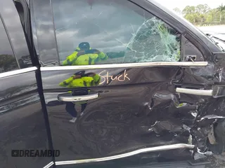 2019 Lincoln Navigator с VIN 5LMJJ2NT7KEL01735, выставлен на аукционе IAAI как лот 41996211 с пробегом 90 388 миль миль и . История ставок и продаж доступна на DreamBid. Изображение 5.