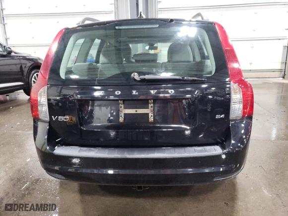 2010 Volvo V50 with VIN YV1382MW5A2575954, listed as a Copart auction lot 74050034 with 195,447 mi miles and Clean Title. Bid and sale history available at carsss.com. Image 6.