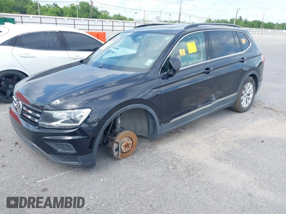 2018 Volkswagen Tiguan SEL with VIN 3VV3B7AX2JM049650, listed as a IAAI auction lot 42169314 with Not Provided miles and . Bid and sale history available at DreamBid. Image 2.