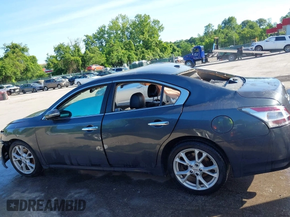 2012 Nissan Maxima S z VIN 1N4AA5AP2CC868911, wystawiony jako IAAI lot #42307061 z przebiegiem 163 159 mil mil oraz . Historia ofert i sprzedaży dostępna na DreamBid. Obrazek 14.