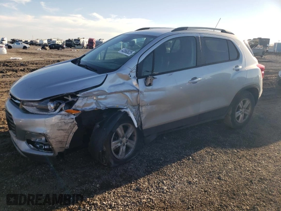 2022 Chevrolet Trax LT with VIN KL7CJLSMXNB518332, listed as a Copart auction lot 43560825 with 17,763 mi miles and Salvage Title. Bid and sale history available at carsss.com. Image 1.