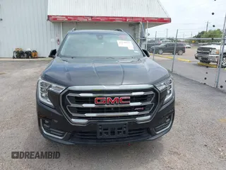 2024 GMC Terrain AT4 z VIN 3GKALYEG3RL222343, wystawiony jako IAAI lot #42238637 z przebiegiem 11 837 mil mil oraz . Historia ofert i sprzedaży dostępna na DreamBid. Obrazek 12.
