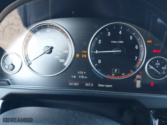2017 BMW X5 sDrive35i with VIN 5UXKR2C53H0U19763, listed as a IAAI auction lot 41895725 with 101,361 mi miles. Bid and sale history available at carsss.com. Image 7.