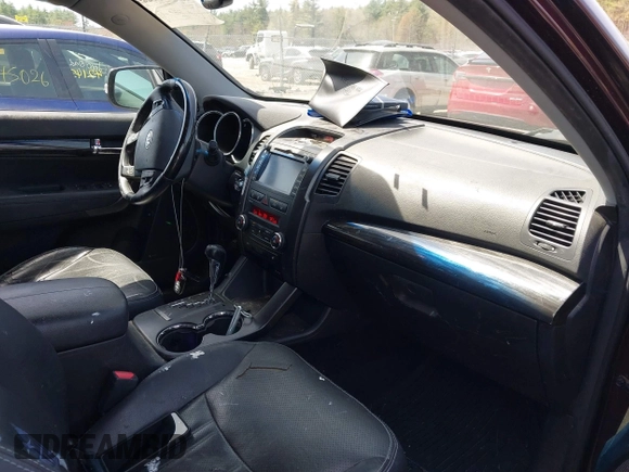2012 Kia Sorento SX with VIN 5XYKW4A22CG232886, listed as a IAAI auction lot 42143760 with 226,098 mi miles. Bid and sale history available at carsss.com. Image 5.