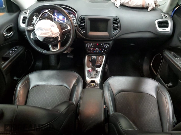 2019 Jeep Compass Latitude with VIN 3C4NJDBBXKT792396, listed as a Copart auction lot 53623435 with 84,473 mi miles and Salvage title. Bid and sale history available at DreamBid. Image 8.