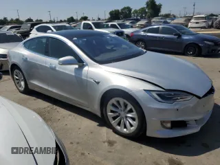 2017 Tesla Model S 60 with VIN 5YJSA1E17HF189627, listed as a Copart auction lot 64454635 with 106,003 mi miles and Salvage title. Bid and sale history available at DreamBid. Image 4.