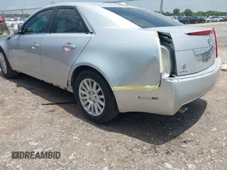 2011 Cadillac CTS z VIN 1G6DA5EY0B0142106, wystawiony jako IAAI lot #42385624 z przebiegiem 74 193 mil mil oraz . Historia ofert i sprzedaży dostępna na DreamBid. Obrazek 6.