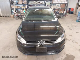 2017 Volkswagen Golf S with VIN 3VW217AU5HM070082, listed as a IAAI auction lot 41612270 with 181,643 mi miles. Bid and sale history available at carsss.com. Image 12.