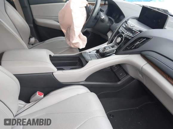 2019 Acura RDX w/Advance Pkg with VIN 5J8TC2H72KL017726, listed as a IAAI auction lot 41781863 with 62,728 mi miles. Bid and sale history available at carsss.com. Image 5.