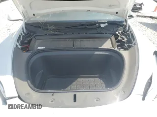 2023 Tesla Model Y Long Range z VIN 7SAYGDEE4PA064502, wystawiony jako Copart lot #53337645 z przebiegiem 16 945 mil mil oraz Szkoda całkowita • Salvage title. Historia ofert i sprzedaży dostępna na DreamBid. Obrazek 12.