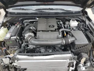 2024 Nissan Frontier PRO-4X with VIN 1N6ED1EK6RN605079, listed as a Copart auction lot 44513245 with 6,914 mi miles and Salvage Title. Bid and sale history available at carsss.com. Image 13.
