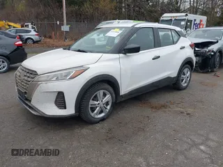 2022 Nissan Kicks S with VIN 3N1CP5BV5NL506726, listed as a IAAI auction lot 42175896 with 40,876 mi miles. Bid and sale history available at carsss.com. Image 17.