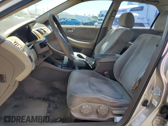 1999 Honda Accord LX z VIN JHMCG5549XC040487, wystawiony jako Copart lot #67415984 z przebiegiem 205 698 mil mil oraz Szkoda całkowita • Salvage title. Historia ofert i sprzedaży dostępna na DreamBid. Obrazek 7.