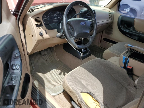 2001 Ford Ranger XL Fleet with VIN 1FTZR15E21PB15604, listed as a Copart auction lot 57746645 with 208,098 mi miles and Salvage title. Bid and sale history available at DreamBid. Image 8.