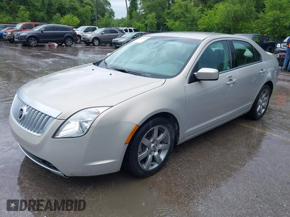 2010 Mercury Milan Premier z VIN 3MEHM0JA9AR628752, wystawiony jako IAAI lot #42403090 z przebiegiem 178 595 mil mil oraz . Historia ofert i sprzedaży dostępna na DreamBid. Obrazek 2.