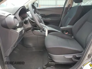 2023 Nissan Kicks S with VIN 3N1CP5BV7PL523451, listed as a Copart auction lot 54800095 with 11,333 mi miles and Salvage Title. Bid and sale history available at DreamBid. Image 7.