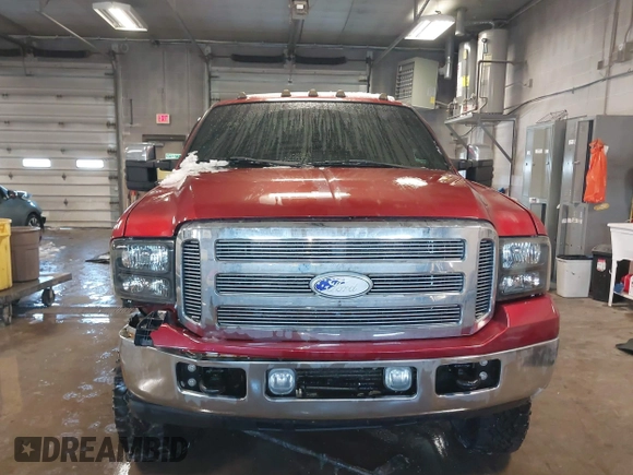 2002 Ford Super Duty F-250 XL with VIN 1FTNW21F52EB32227, listed as a IAAI auction lot 41589142 with 204,441 mi miles. Bid and sale history available at carsss.com. Image 12.