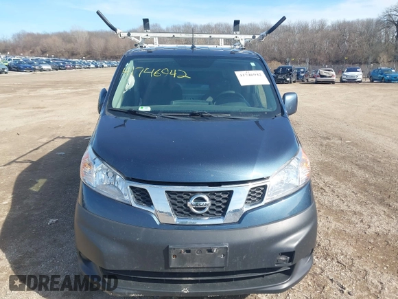 2019 Nissan NV200 S z VIN 3N6CM0KN2KK700069, wystawiony jako IAAI lot #41746942 z przebiegiem 89 931 mil mil oraz . Historia ofert i sprzedaży dostępna na DreamBid. Obrazek 12.