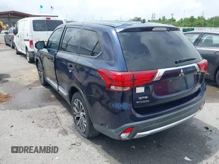 2016 Mitsubishi Outlander SE z VIN JA4AD3A38GZ008897, wystawiony jako IAAI lot #42072854 z przebiegiem 74 700 mil mil oraz . Historia ofert i sprzedaży dostępna na DreamBid. Obrazek 3.
