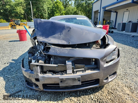 2013 Nissan Maxima SV with VIN 1N4AA5AP1DC844987, listed as a Copart auction lot 63761645 with 141,065 mi miles and Salvage title. Bid and sale history available at DreamBid. Image 5.