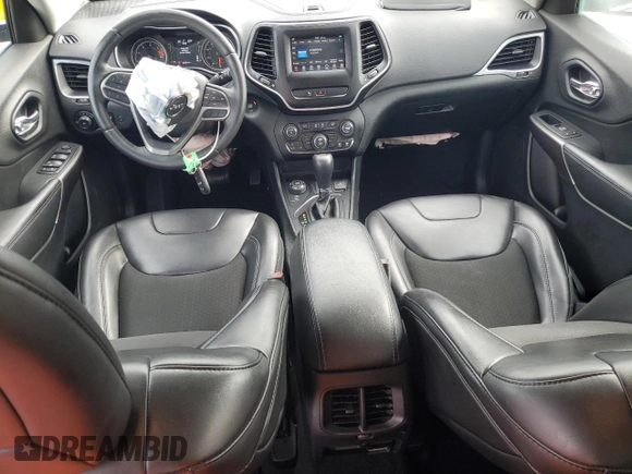 2019 Jeep Cherokee Latitude Plus with VIN 1C4PJMLB2KD260704, listed as a Copart auction lot 60077625 with 82,105 mi miles and Salvage title. Bid and sale history available at DreamBid. Image 8.