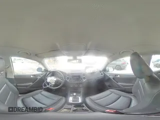 2017 Volkswagen Tiguan S с VIN WVGAV7AX6HK034093, выставлен на аукционе Copart как лот 58976965 с пробегом 103 474 миль миль и Списание • Salvage title. История ставок и продаж доступна на DreamBid. Изображение 15.